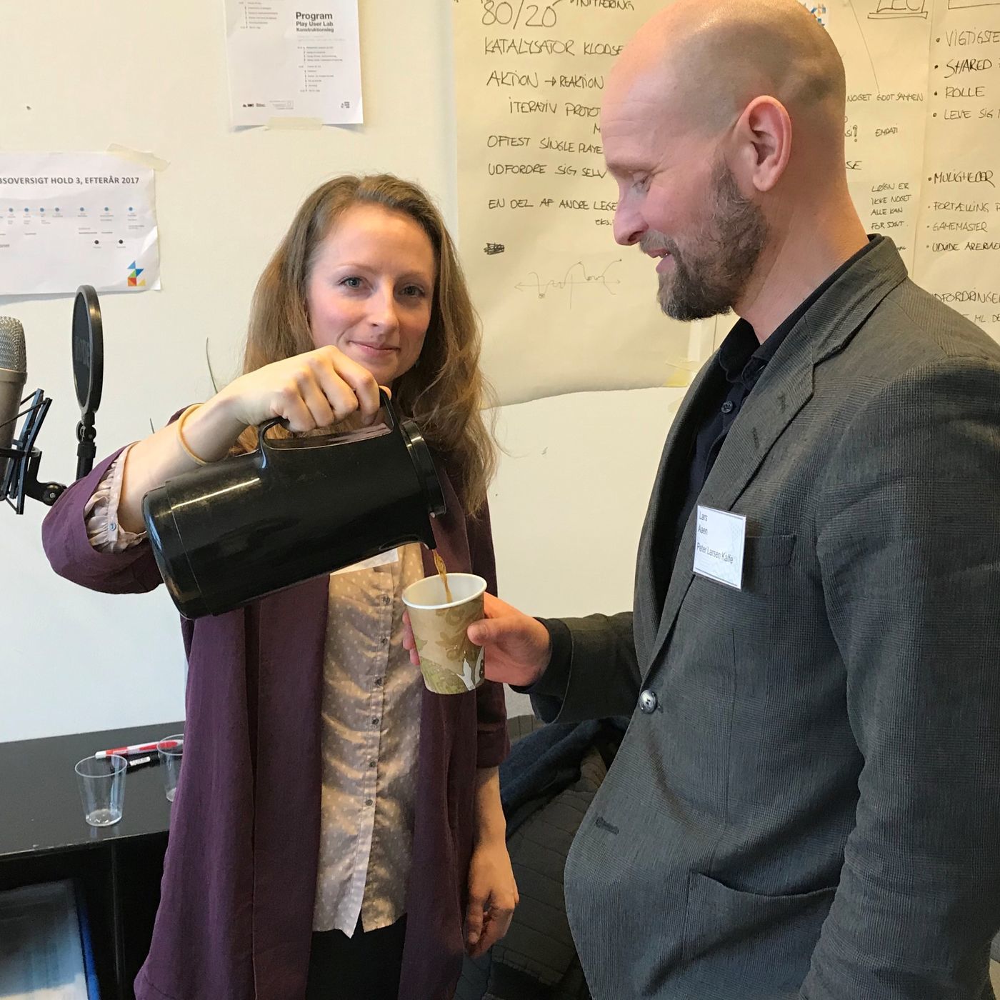 Legeaftalen: Peter Larsen Kaffe